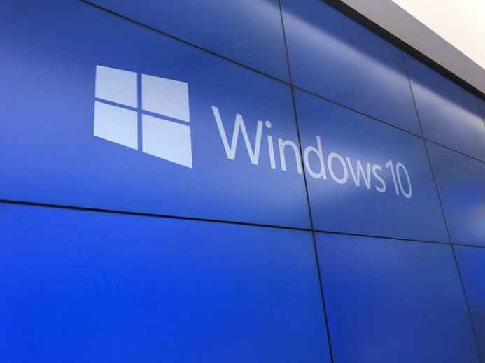 Nastavte limit šířky pásma pro stahování aktualizací systému Windows 10.