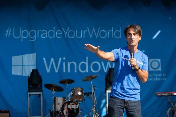 Odpovědný za Windows opustí společnost Microsoft téměř rok