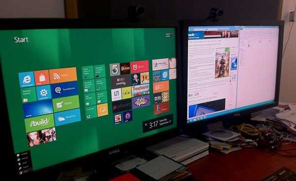 Cara mengatur dan menggunakan beberapa monitor di Windows 8