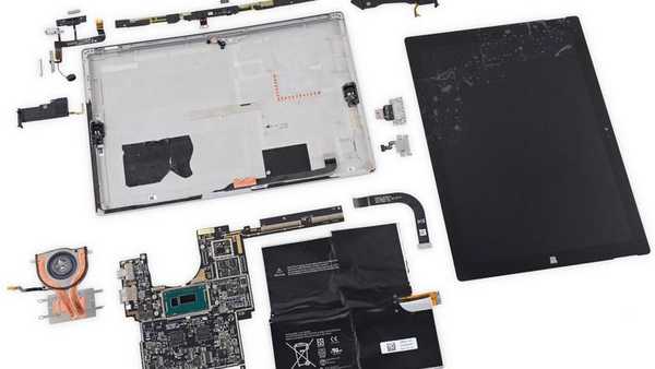 Rozobraný povrch iFixit Surface Pro 3. Zabudnite na opravu alebo výmenu súčastí tabletu